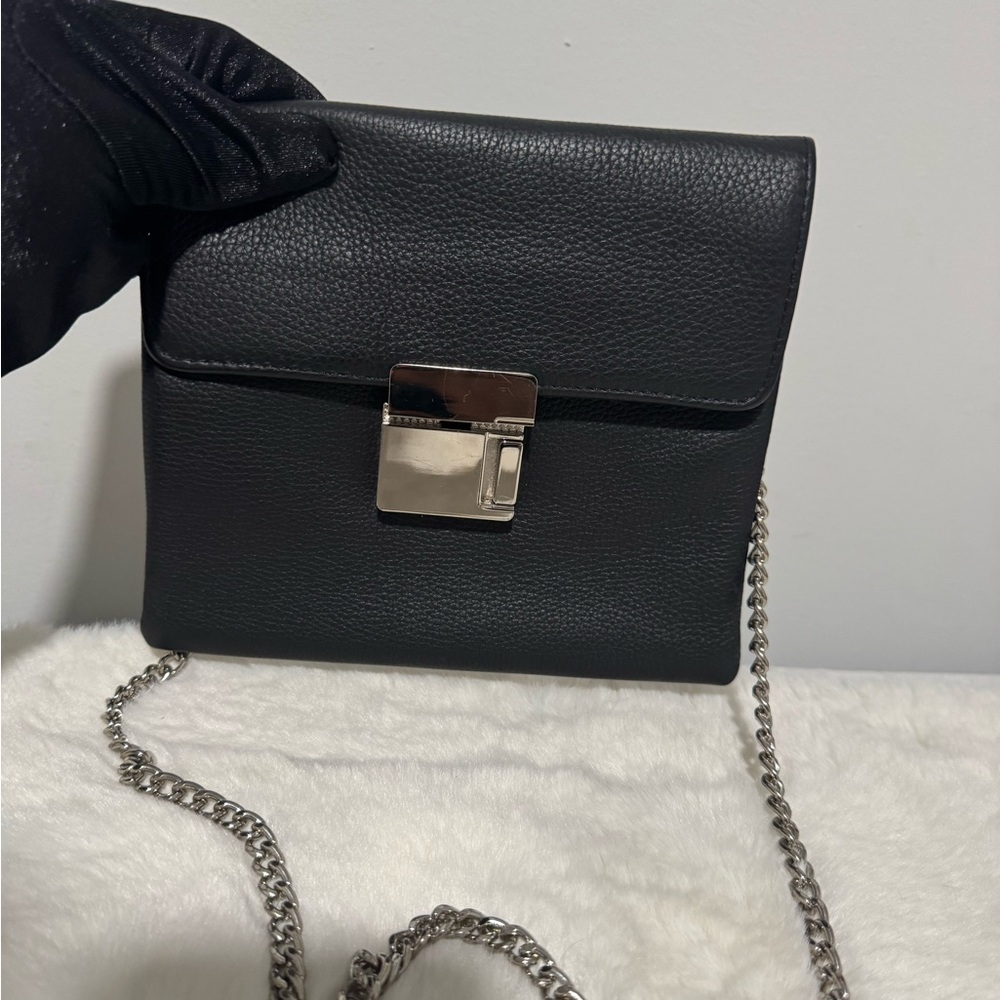 Elegant Black Leather Chain Bag